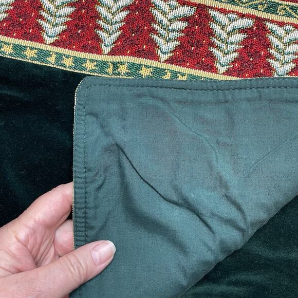 Luxurious Velveteen Christmas Placemats (8) Tapestry Trim Trees Holiday Party - Picture 2 of 4